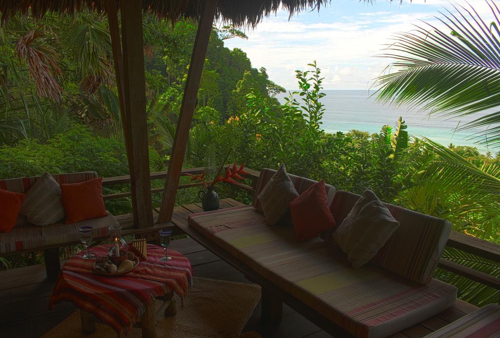 Finca Exotica Eco Lodge Carate Phòng bức ảnh
