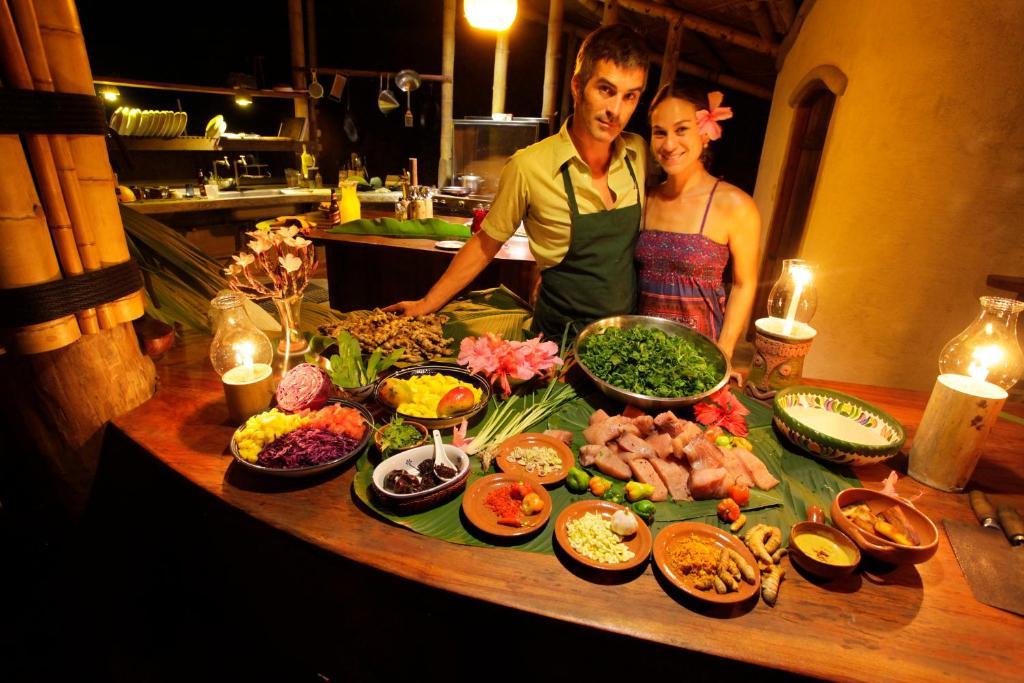 Finca Exotica Eco Lodge Carate Ngoại thất bức ảnh